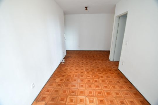 Sala de apartamento à venda com 2 quartos, 80m² em Jardim Chapadão, Campinas