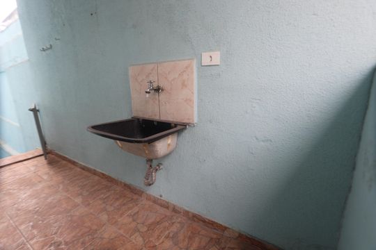 Varanda e Lavanderia - casa 2 de casa à venda com 4 quartos, 120m² em Jardim Porteira Grande, São Paulo