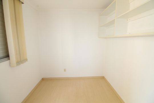 Quarto  de apartamento para alugar com 2 quartos, 48m² em Conjunto Residencial Trinta E Um de Marco, São José dos Campos