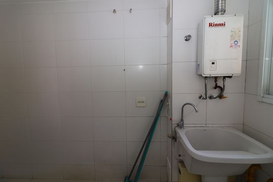 Área de Serviço de apartamento para alugar com 3 quartos, 117m² em Cidade São Francisco, São Paulo