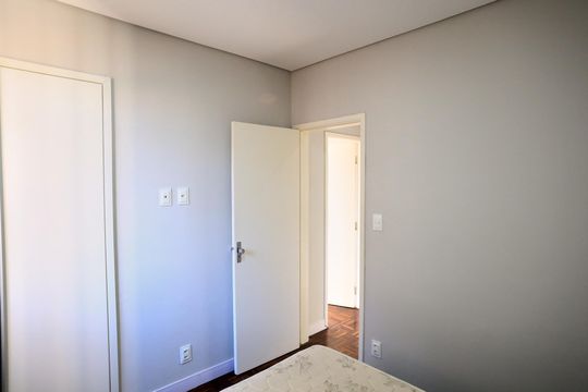 Quarto de apartamento para alugar com 2 quartos, 59m² em Floresta, Belo Horizonte
