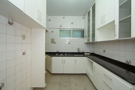 Cozinha de apartamento à venda com 3 quartos, 117m² em , Belo Horizonte