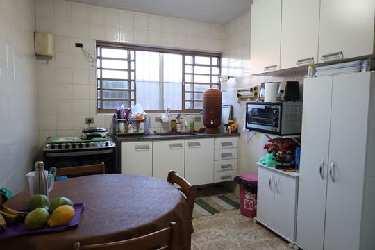 Casa à venda com 3 quartos, 750m² em Balneário Mar Paulista, São Paulo