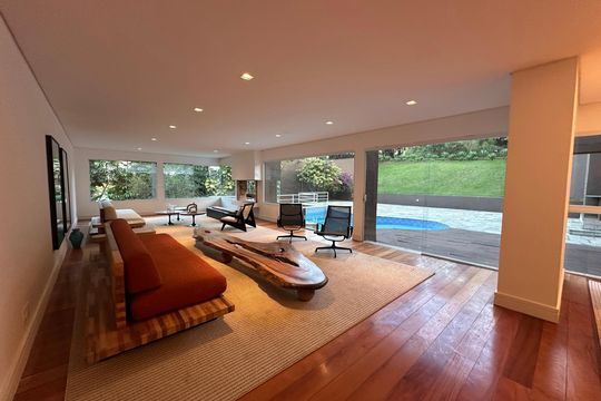 Casa de Condomínio à venda com 5 quartos, 654m² em Residencial Tamboré I, Barueri