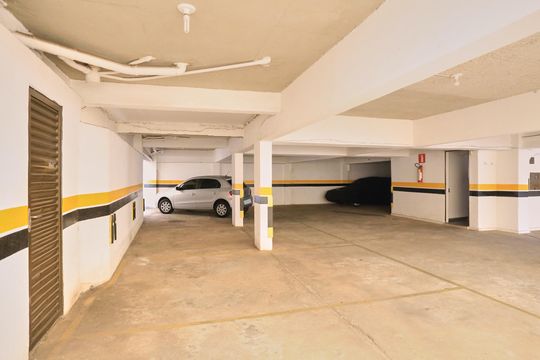 Garagem de apartamento à venda com 4 quartos, 220m² em Floresta, Belo Horizonte