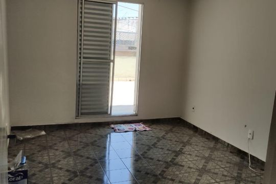Quarto de casa à venda com 3 quartos, 160m² em Vila Penteado, São Paulo