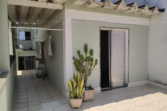 Área externa de casa à venda com 3 quartos, 160m² em Vila Penteado, São Paulo