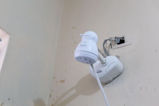 Banheiro de casa para alugar com 1 quarto, 80m² em Jardim Presidente Dutra, Guarulhos