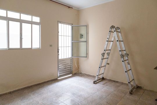 Casa para alugar com 1 quarto, 80m² em Jardim Presidente Dutra, Guarulhos