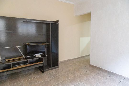 Sala de casa à venda com 1 quarto, 80m² em Jardim Presidente Dutra, Guarulhos