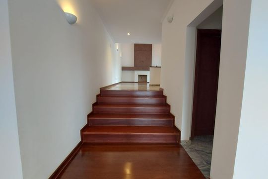 Corredor de casa para alugar com 5 quartos, 426m² em Jardim Santa Marcelina, Campinas