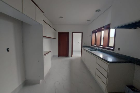 Cozinha de casa para alugar com 5 quartos, 426m² em Jardim Santa Marcelina, Campinas