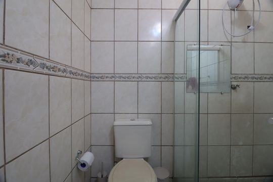 Banheiro de casa para alugar com 3 quartos, 145m² em Parque Olinda, Gravataí