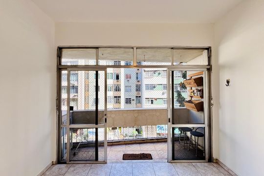 Apartamento para alugar com 3 quartos, 94m² em Copacabana, Rio de Janeiro