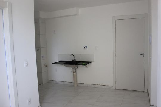Sala  de apartamento para alugar com 2 quartos, 37m² em Centro, Guarulhos
