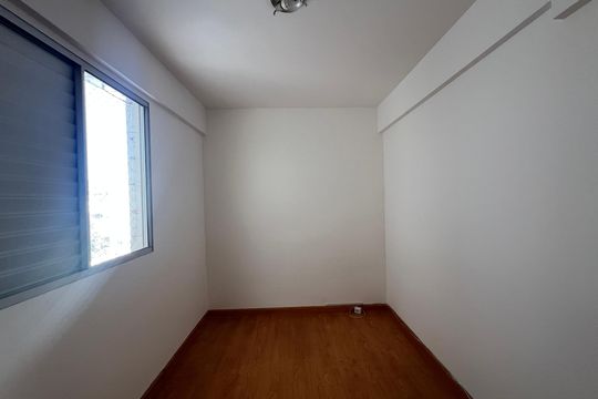 Quarto 3 de apartamento para alugar com 3 quartos, 105m² em Castelo, Belo Horizonte
