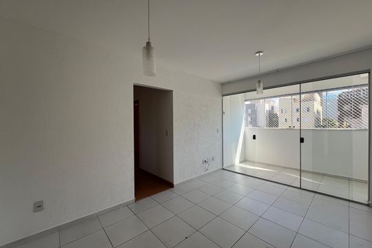 Sala de apartamento para alugar com 3 quartos, 105m² em Castelo, Belo Horizonte