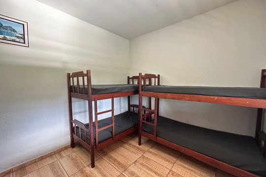 Casa à venda com 3 quartos, 492m² em Chácara Novo Horizonte, Contagem