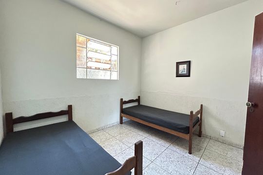 Casa à venda com 3 quartos, 492m² em Chácara Novo Horizonte, Contagem