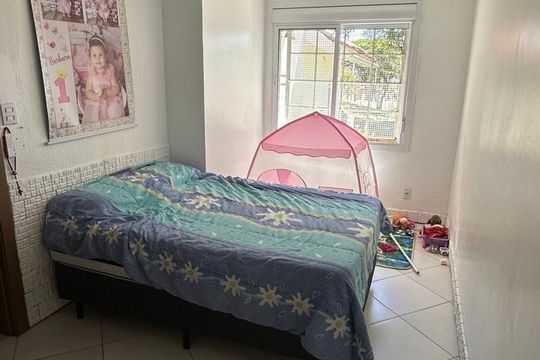 Quarto de casa de condomínio à venda com 3 quartos, 200m² em Santa Tereza, Porto Alegre