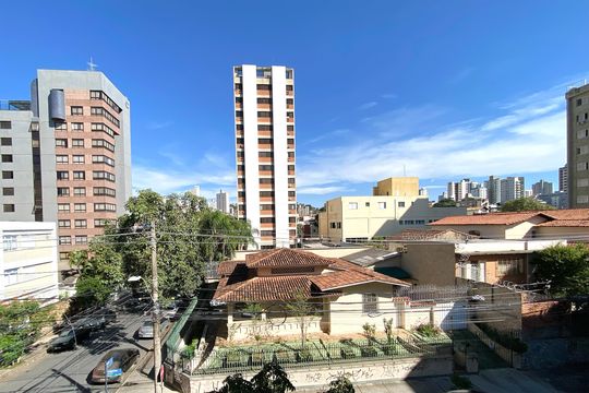 Vista Quarto 3 de apartamento à venda com 3 quartos, 96m² em Santo Antônio, Belo Horizonte