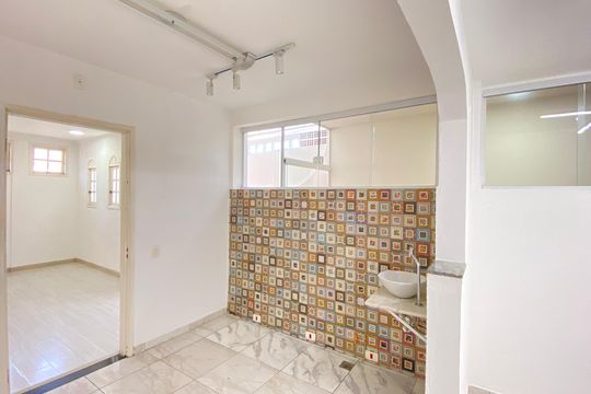 Cozinha de casa à venda com 3 quartos, 170m² em Vila Yara, Osasco