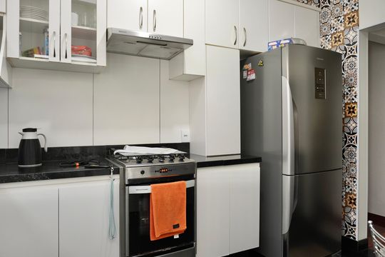 Cozinha de apartamento à venda com 4 quartos, 125m² em Sion, Belo Horizonte