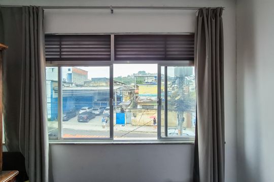 Sala de casa à venda com 3 quartos, 100m² em Penha Circular, Rio de Janeiro