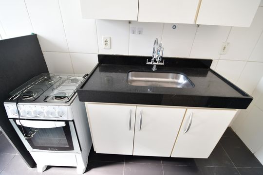 Cozinha de apartamento para alugar com 2 quartos, 47m² em Vila 31 de Março, Campinas