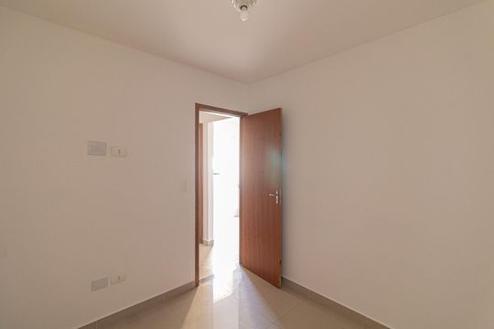 Quarto 1 de apartamento para alugar com 2 quartos, 42m² em Jardim Lideranca, São Paulo