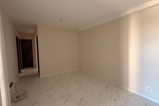 Sala de apartamento para alugar com 3 quartos, 74m² em Setor Faicalville, Goiânia