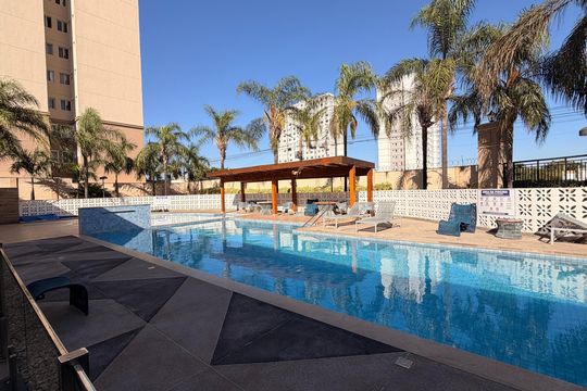 Área comum - Piscina de apartamento para alugar com 3 quartos, 74m² em Setor Faicalville, Goiânia
