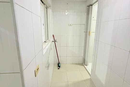 Área de serviço de casa à venda com 4 quartos, 170m² em Vila Nossa Senhora do Retiro, São Paulo