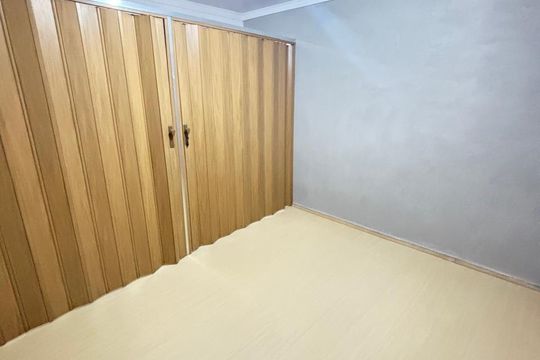 Quarto de casa à venda com 4 quartos, 170m² em Vila Nossa Senhora do Retiro, São Paulo
