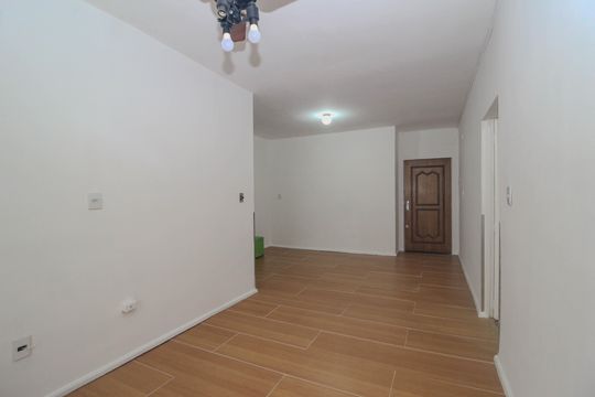 Sala de apartamento à venda com 2 quartos, 62m² em Glória, Porto Alegre