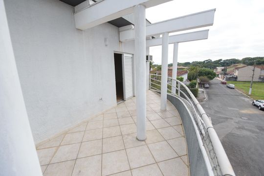Varanda da Suíte de casa de condomínio para alugar com 3 quartos, 200m² em Jardim dos Estados, Taubaté
