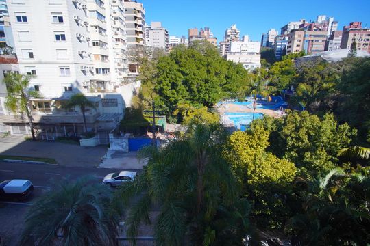 Varanda - Vista de apartamento para alugar com 3 quartos, 105m² em Moinhos de Vento, Porto Alegre