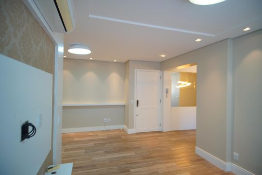 Sala de apartamento para alugar com 3 quartos, 105m² em Moinhos de Vento, Porto Alegre