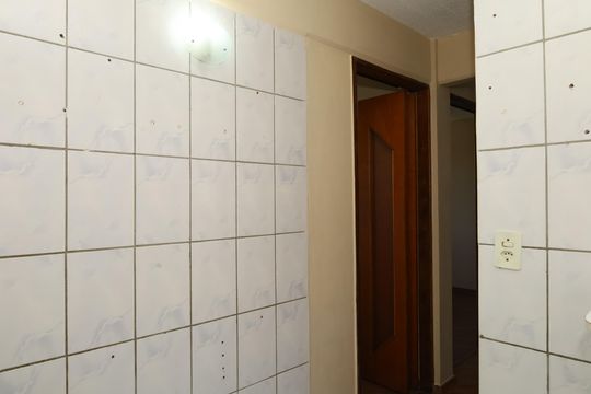 Cozinha de apartamento para alugar com 2 quartos, 51m² em Jardim Marilu, São Paulo