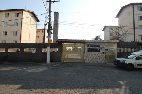 Fachada de apartamento para alugar com 2 quartos, 51m² em Jardim Marilu, São Paulo