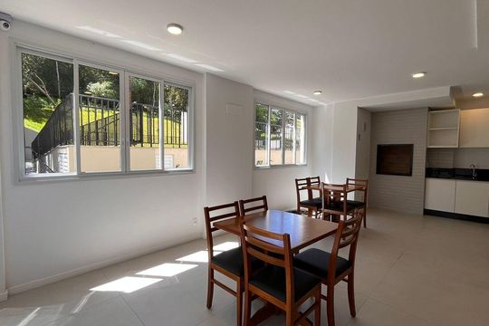 Cozinha de apartamento para alugar com 2 quartos, 56m² em Vargem do Bom Jesus, Florianópolis