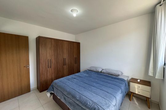 Quarto de apartamento para alugar com 2 quartos, 56m² em Vargem do Bom Jesus, Florianópolis