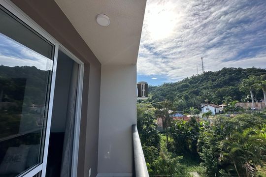 Varanda de apartamento para alugar com 2 quartos, 56m² em Vargem do Bom Jesus, Florianópolis