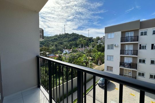 Varanda de apartamento para alugar com 2 quartos, 56m² em Vargem do Bom Jesus, Florianópolis