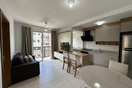 Apartamento para alugar com 2 quartos, 56m² em Vargem do Bom Jesus, Florianópolis