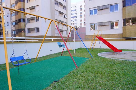 Área comum - Playground de apartamento para alugar com 4 quartos, 109m² em Cristo Redentor, Porto Alegre