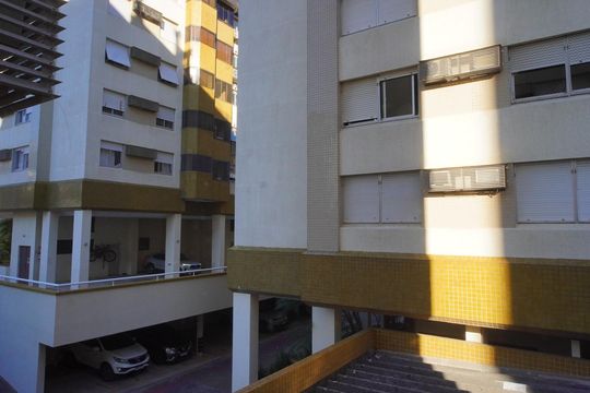 Vista da Rua de apartamento para alugar com 4 quartos, 109m² em Cristo Redentor, Porto Alegre