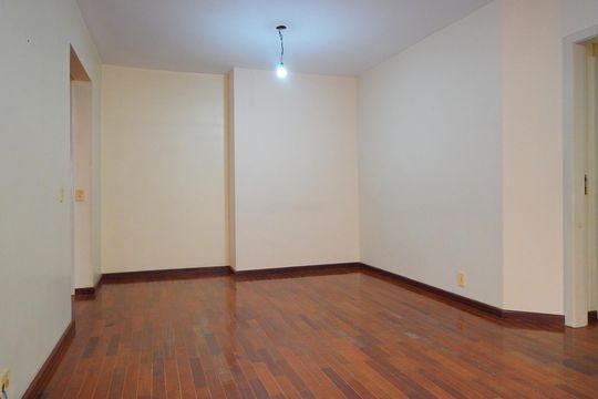 Sala  de apartamento para alugar com 4 quartos, 109m² em Cristo Redentor, Porto Alegre