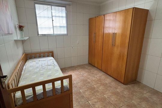 Quarto de casa à venda com 4 quartos, 567m² em Parque dos Principes, São Paulo