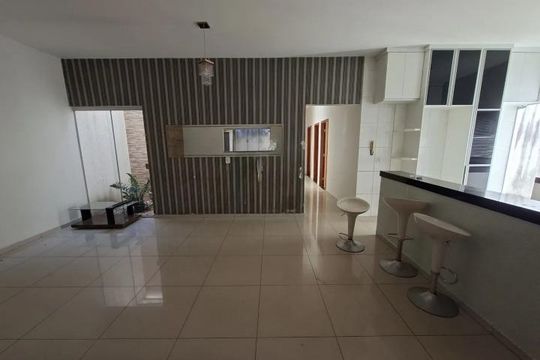 Sala de casa para alugar com 3 quartos, 150m² em Jardim Patricia, Uberlândia